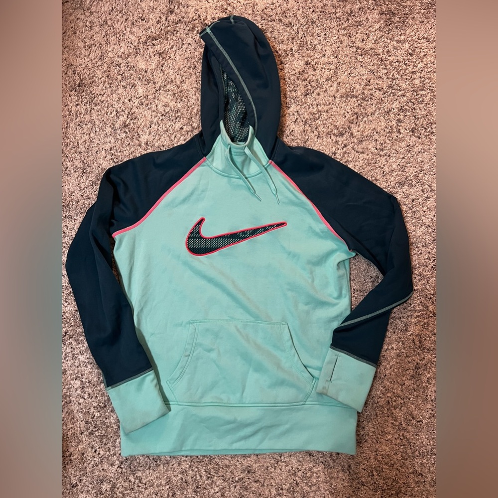 Nike ThermaFit Sweatshirt